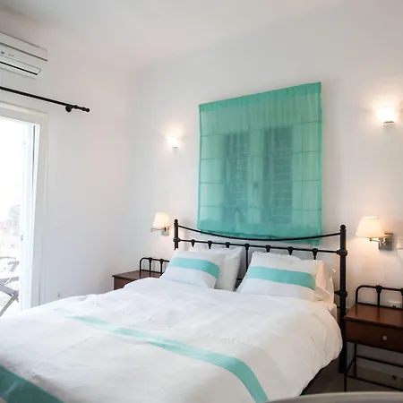 アパート ニレアス プラティス・ヤロス