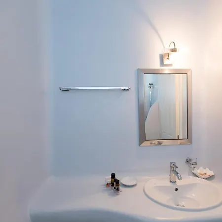 Nireas Apartment