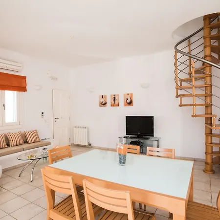 尼瑞艾斯别墅酒店 * 普拉迪斯亚罗斯