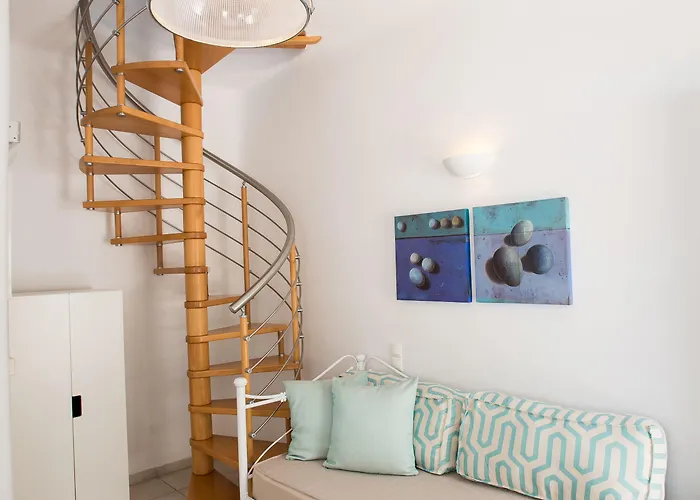 Nireas Platys Gialos (Mykonos)