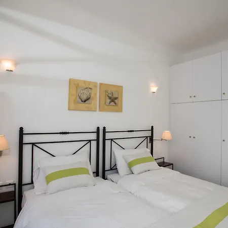 Apartment Nireas