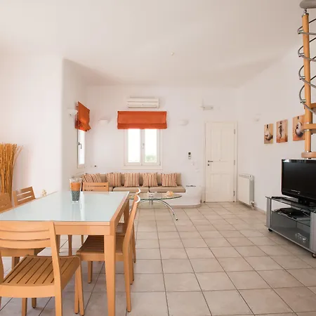 Апартаменты Nireas