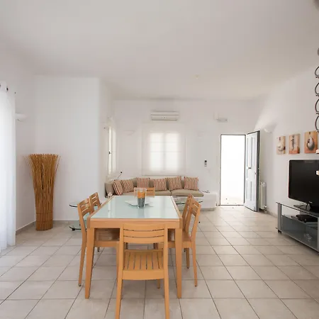 Nireas * Платис Ялос