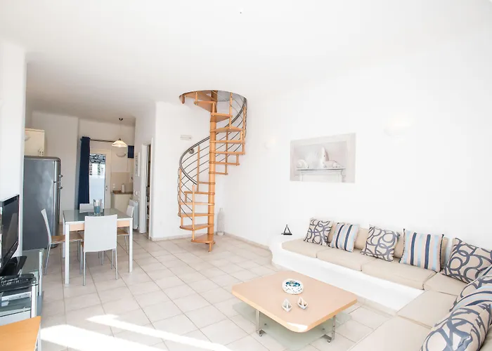 尼瑞艾斯别墅酒店