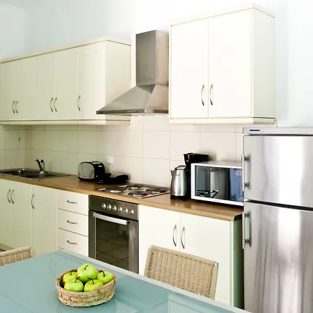 アパート ニレアス *