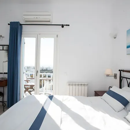 ニレアス プラティス・ヤロス